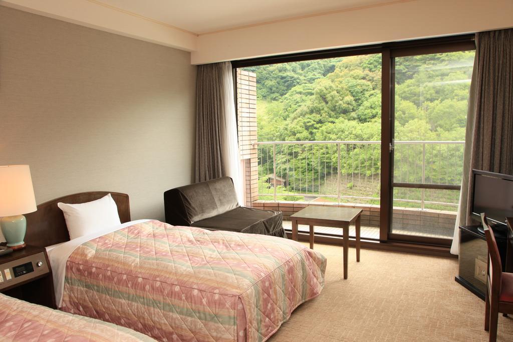 Takeo Century Hotel Exterior photo